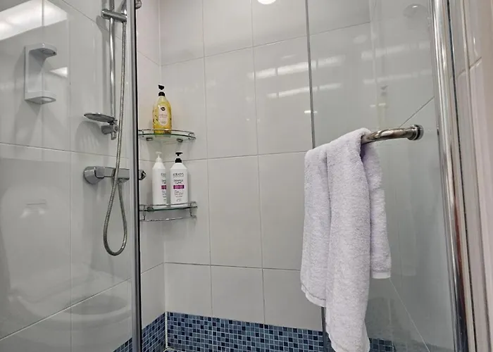 Apartamento #2 Queen, Ss# 2 Minutes Run To The Sea, Close To The Sea, 5 Minutes To Club D Oasis Swimming Pool, Renewal Fresh
