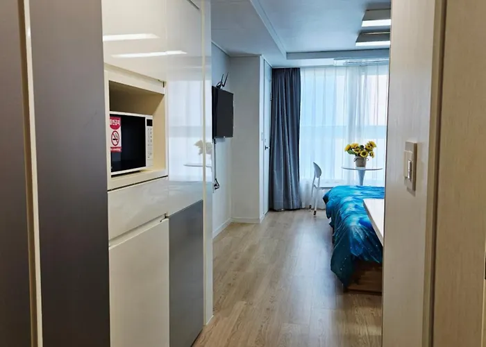 Apartamento #2 Queen, Ss# 2 Minutes Run To The Sea, Close To The Sea, 5 Minutes To Club D Oasis Swimming Pool, Renewal Fresh