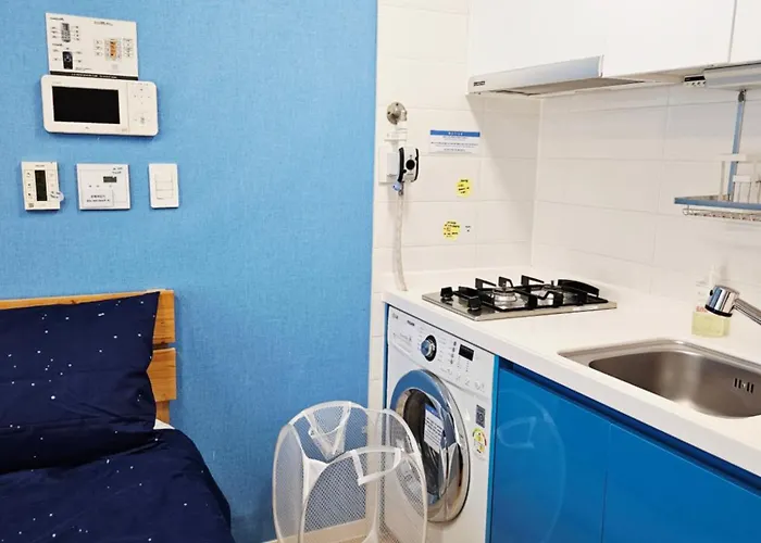 #2 Queen, Ss# 2 Minutes Run To The Sea, Close To The Sea, 5 Minutes To Club D Oasis Swimming Pool, Renewal Fresh *